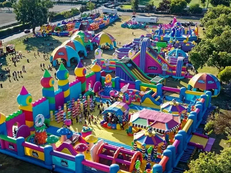 ¿Qué material de lona es más adecuado para un uso prolongado en exteriores?