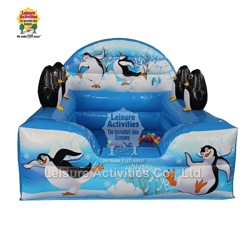 Piscina inflable de bolas de pingüino con malabaristas de aire Piscina inflable de bolas de pingüino con malabaristas de aire